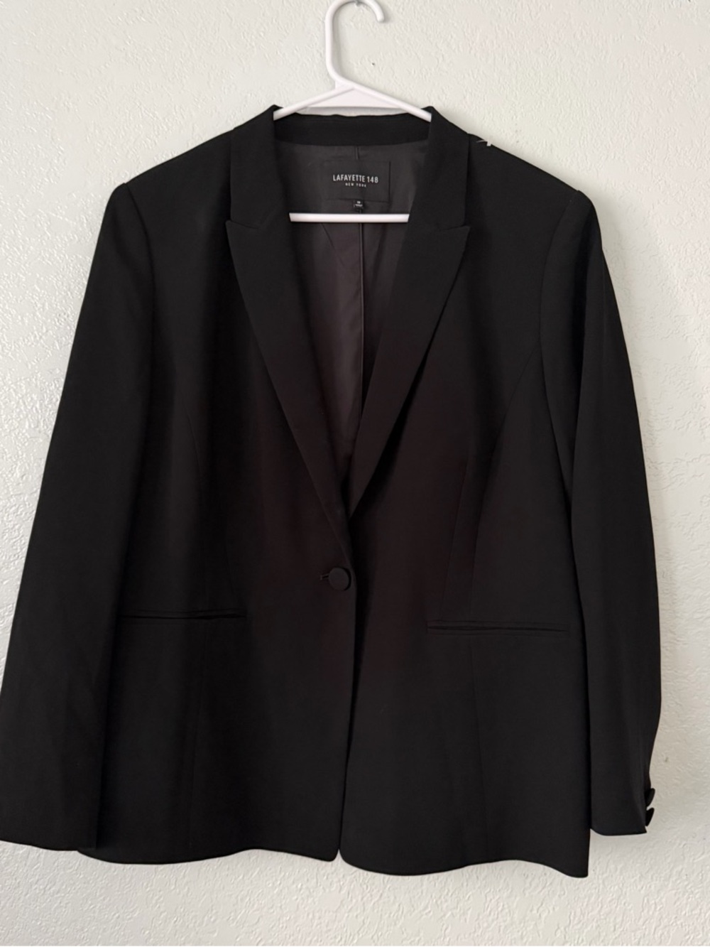 Lafayette 148 New York Black Women's Blazer - Sleek Tailored Jacket
